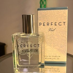 Perfect Veil Eau de Parfum 1.7 fl oz